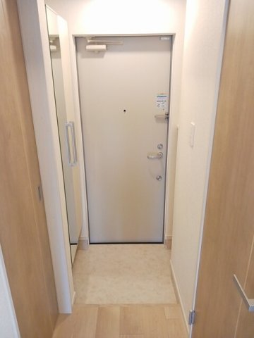 玄関　落ち着いた玄関です