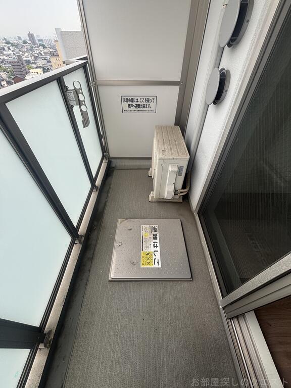 バルコニー　（写真は同タイプ）