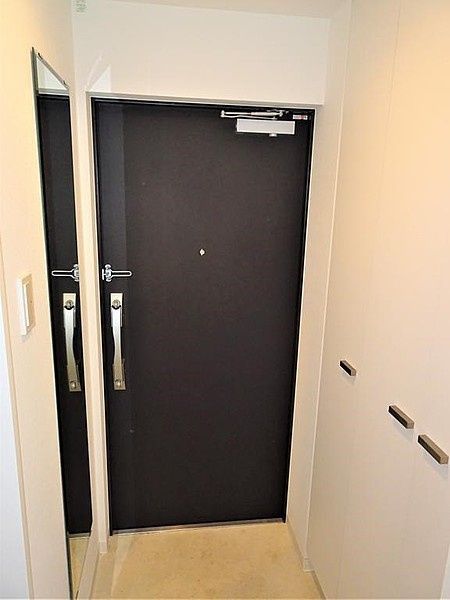 玄関　同タイプ部屋　参考写真です