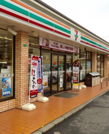 コンビニ　セブンイレブン 相模原くぬぎ台小前店（コンビニ）まで326m
