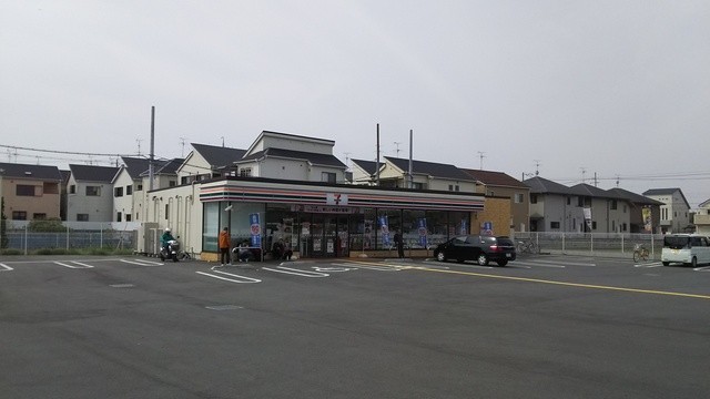 コンビニ　セブンイレブン堺美原区役所前店（コンビニ）まで1777m