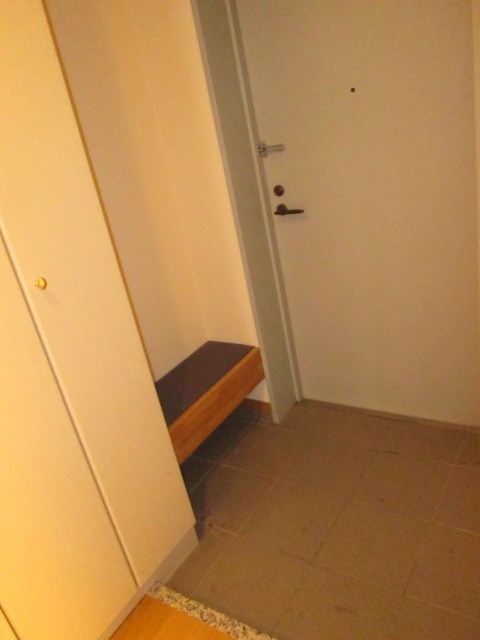 玄関　※別部屋参照