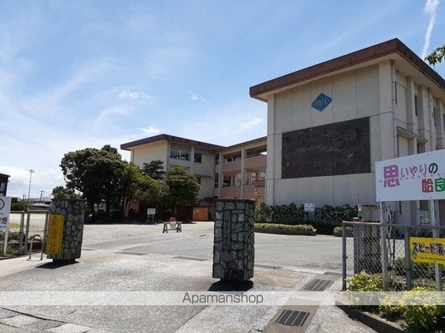 小学校　姶良小学校（小学校）まで600m