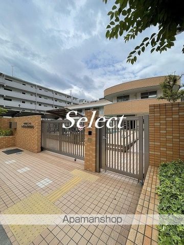 幼稚園・保育園　いずみ松本町保育園（幼稚園・保育園）まで528m