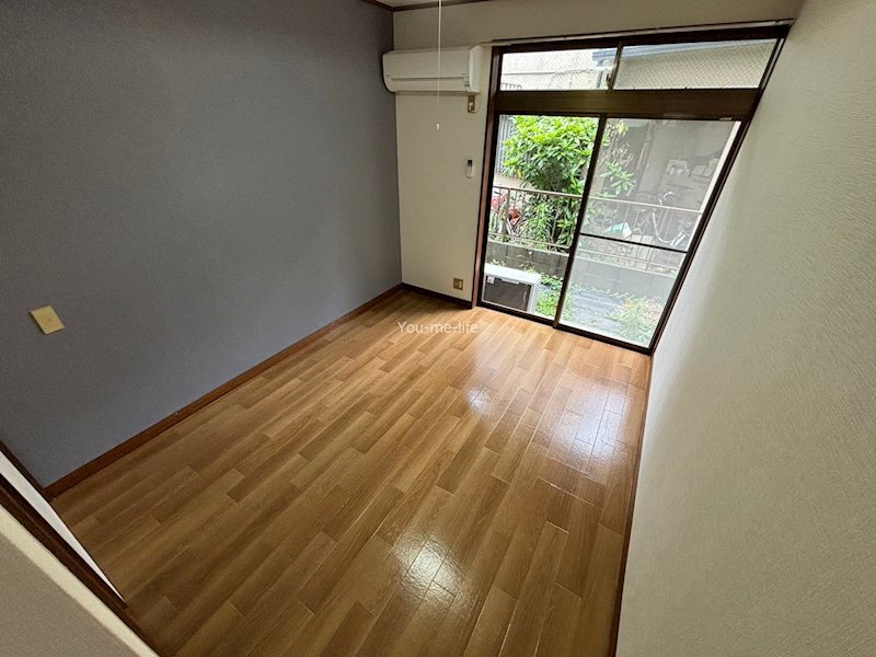 居室・リビング　※別部屋参考写真
