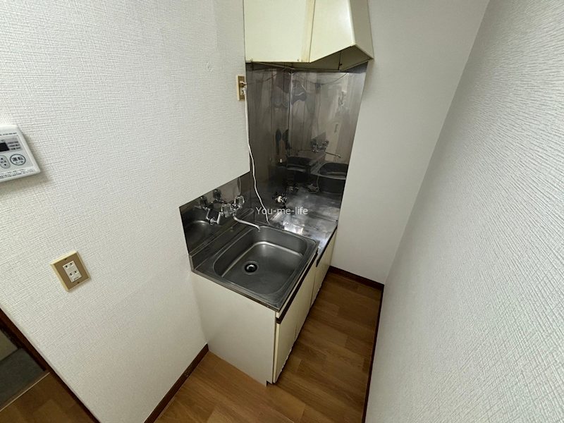 キッチン　※別部屋参考写真