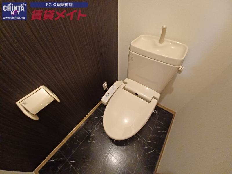 トイレ　同型写真になります