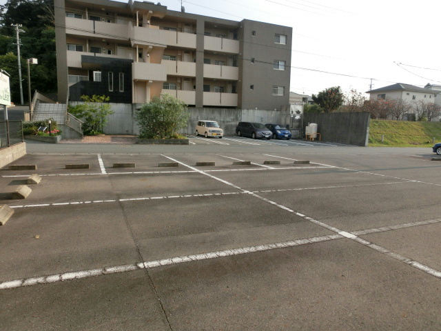 駐車場　※現況優先