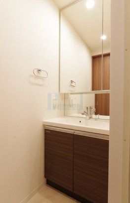 洗面設備　※別部屋参考写真※現況優先です