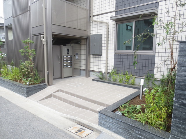 エントランス　☆緑の多い綺麗なエントランス☆