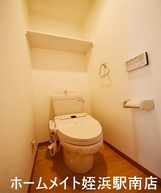 トイレ　★ウォシュレットは欠かせません★参考写真