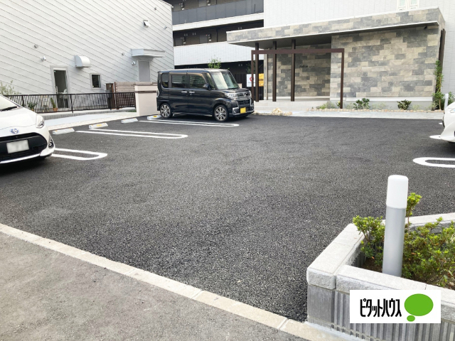 駐車場　ゴミステーション