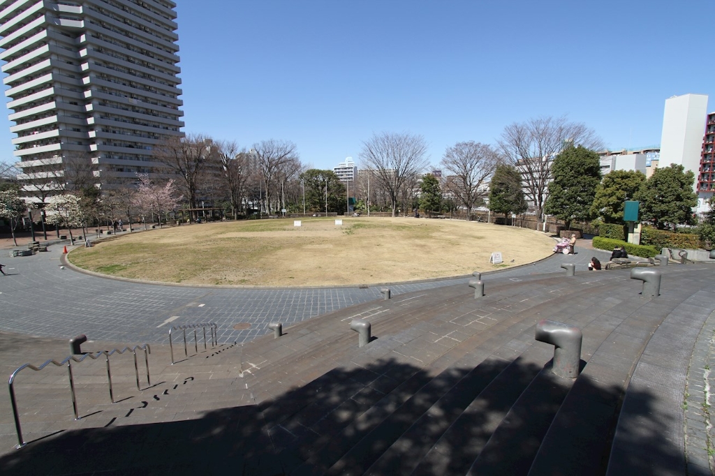 公園　川口西公園(リリアパーク)（公園）まで266m