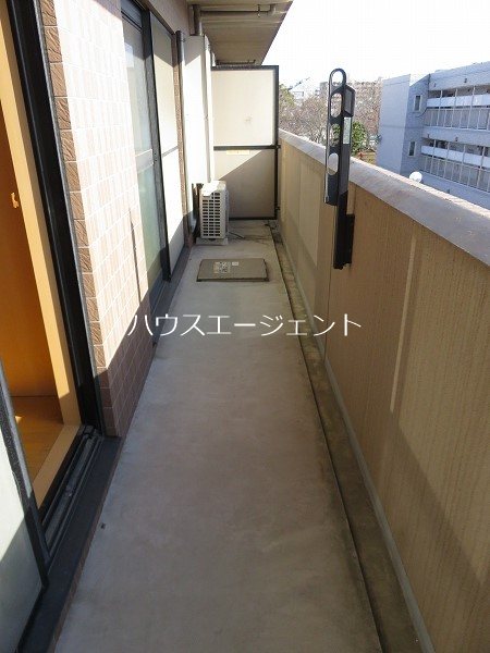 バルコニー　ベランダです。※参考画像