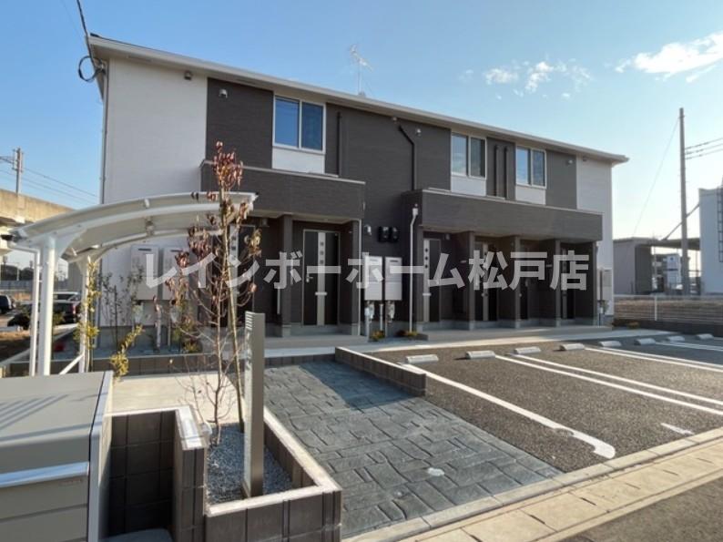 建物外観　落ち着いた雰囲気の外観です