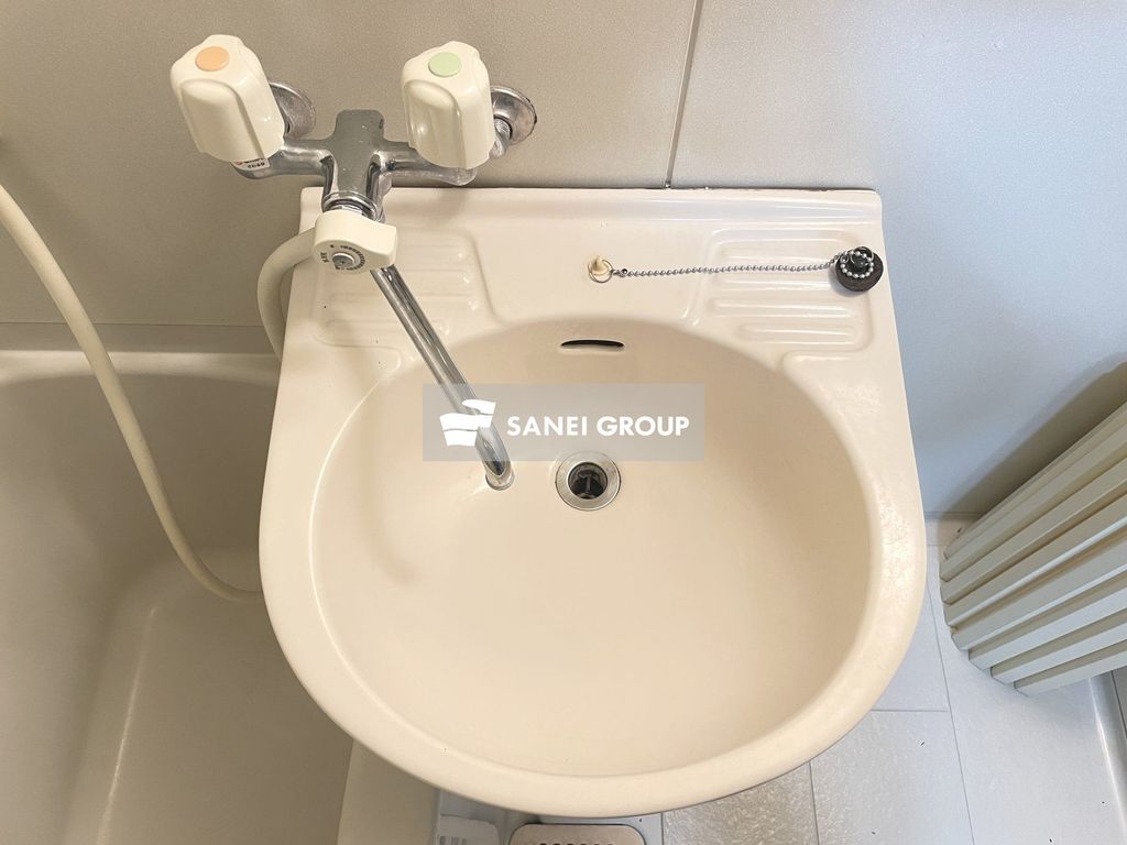 洗面設備　同仕様