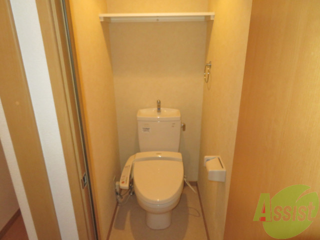 トイレ　トイレはウォッシュレット付きなので嬉しいですね。