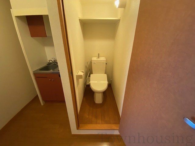トイレ　温水便座付き♪