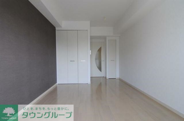 居室・リビング　同物件別号室のお写真になります。現況優先です。