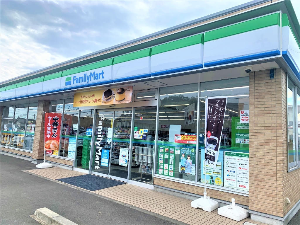 コンビニ　ファミリーマート 栃木大平町店（コンビニ）まで220m