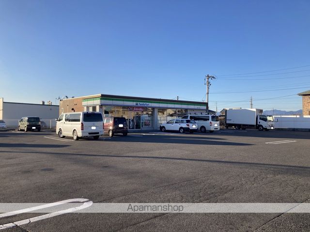 コンビニ　ファミリーマート瑞穂十九条店（コンビニ）まで334m