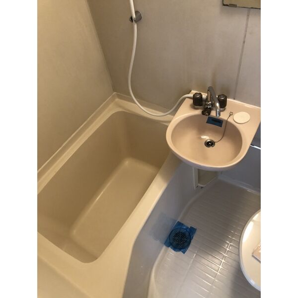 バス・シャワールーム　別室の参考写真です。※現況優先
