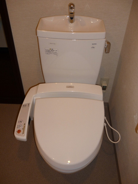 トイレ　ウォシュレット付トイレ