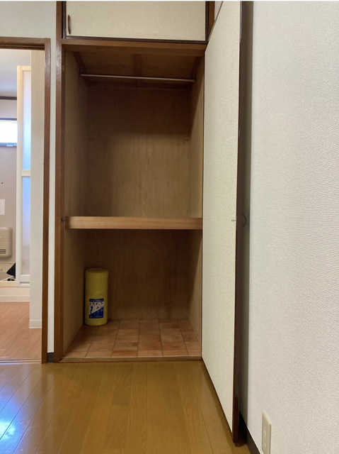 収納　奥行のある収納付です！増えがちな荷物をスッキリ収納できます！