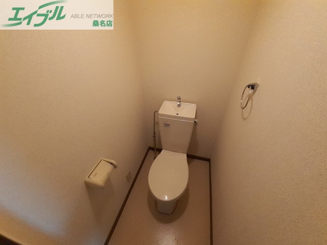 トイレ　同型参考写真