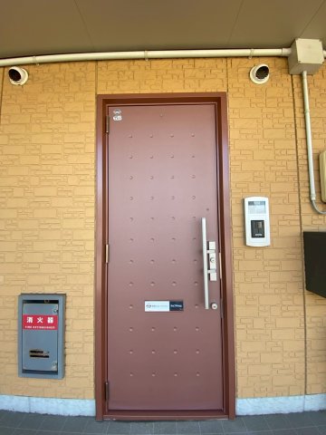 洗面設備　ゆったりとスペースのある洗面所