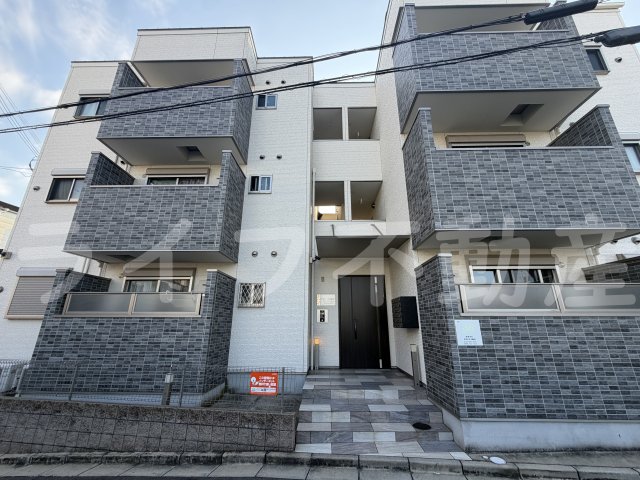 建物外観　落ち着いた雰囲気の外観です