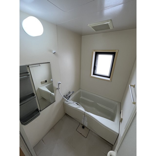 バス・シャワールーム　別部屋のお写真です。