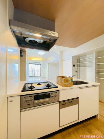 キッチン　同マンション別部屋　参考写真