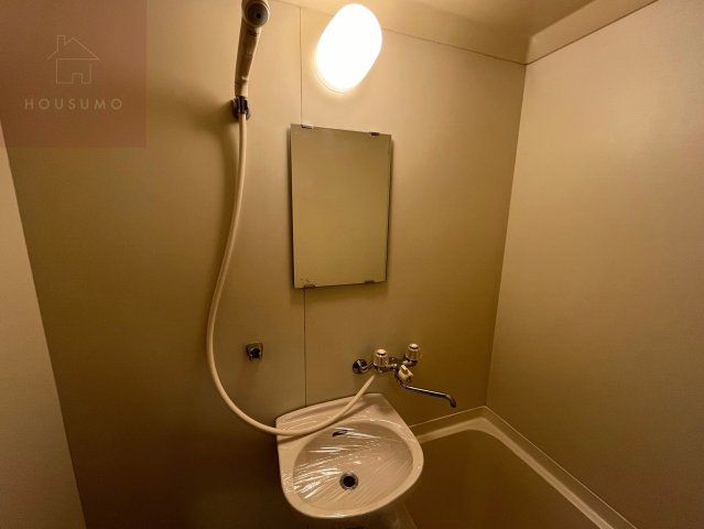 洗面設備　トイレもきれいです