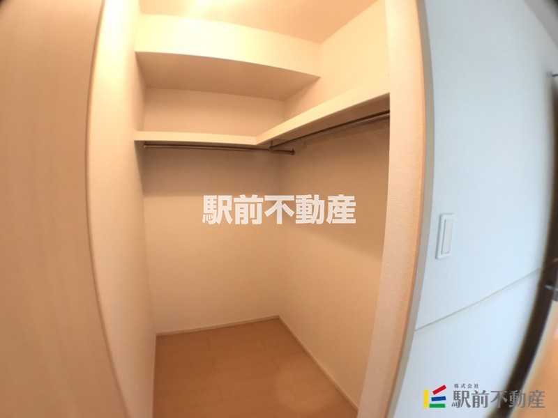 収納　※間取り反転タイプの写真です。