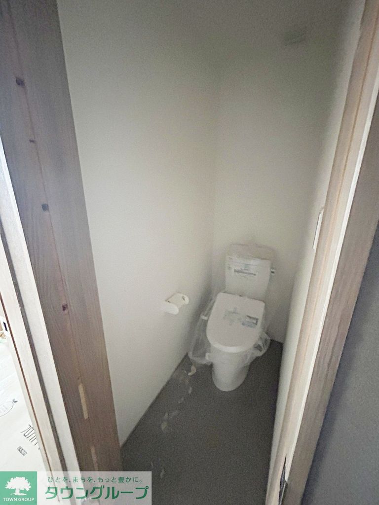 トイレ　建築中です。