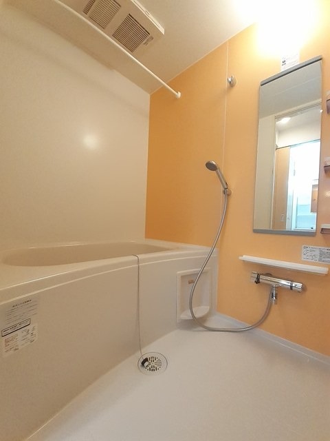 バス・シャワールーム　図面と現状に相違がある場合には現状を優先