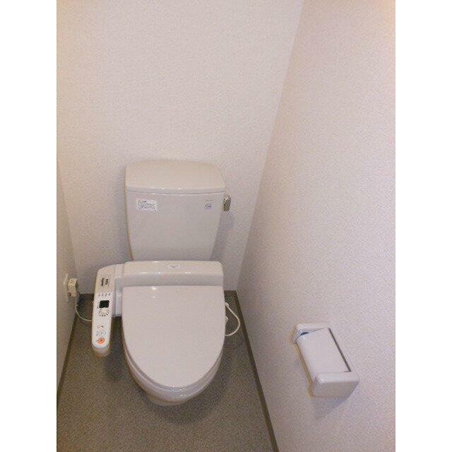 トイレ　※同仕様写真含む