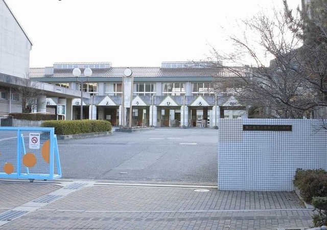 幼稚園・保育園　認定こども園フレーベル幼稚園（幼稚園・保育園）まで615m
