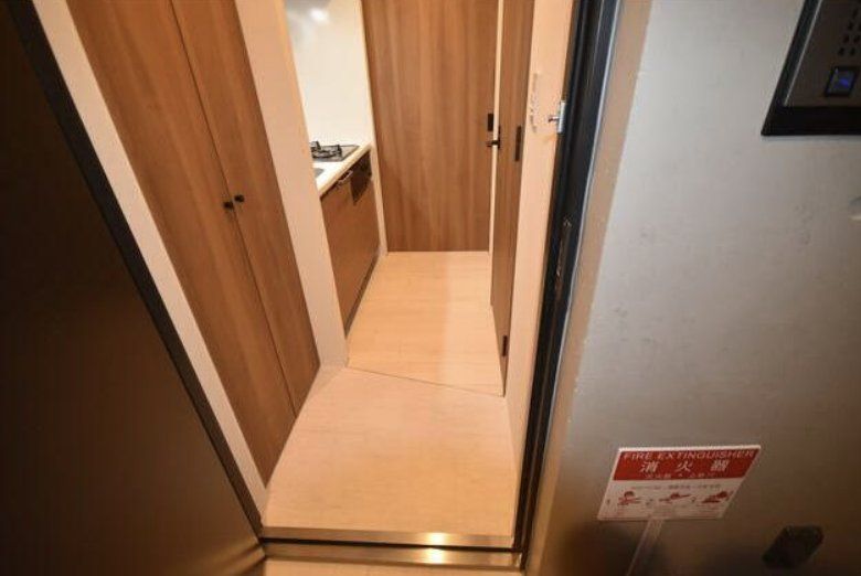 玄関　玄関