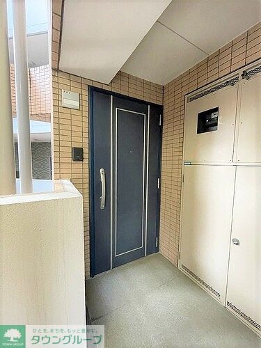 玄関　玄関　※内装前