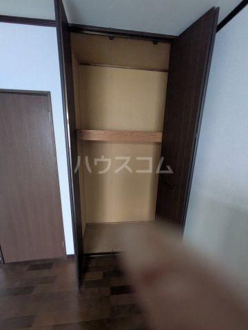 ペルソンヌ下依知の内装写真