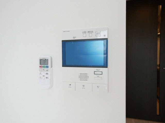 セキュリティ　モニター付きインターホンです