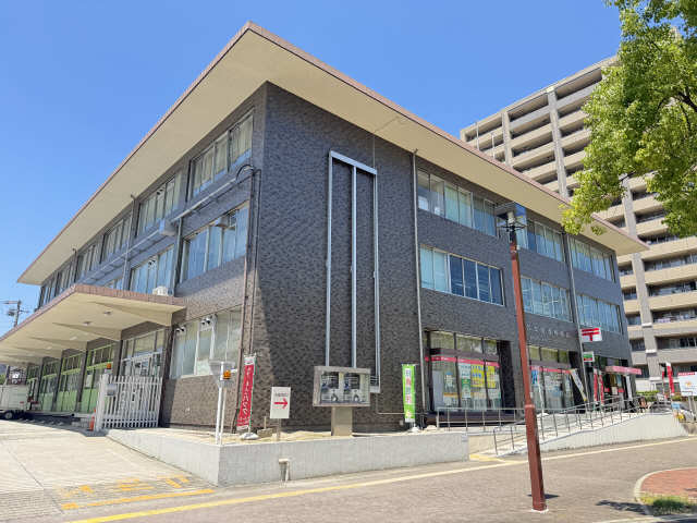 郵便局　名古屋港郵便局（郵便局）まで748m