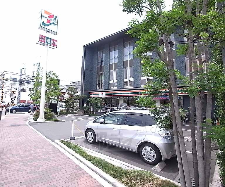 コンビニ　セブンイレブン宇治京阪木幡駅前店（コンビニ）まで602m