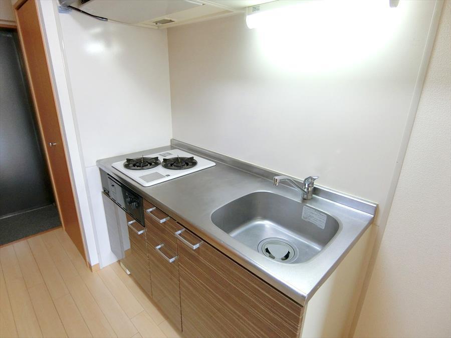 キッチン　同じ間取りの別部屋の写真です