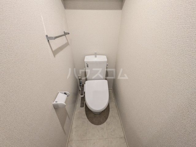 コンドミーニョ ジャルディーニのトイレ写真