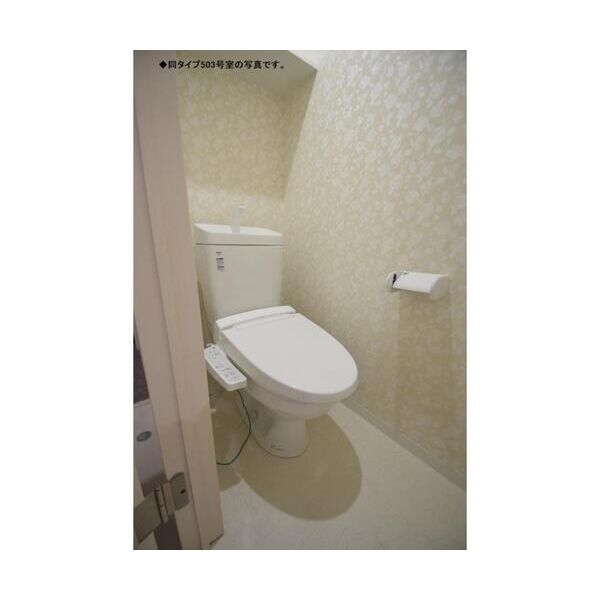 P-SQUARE Shumoku IIIのトイレ写真