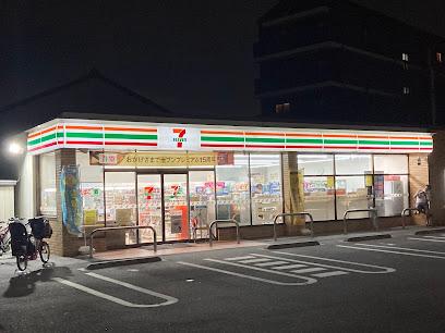 コンビニ　セブンイレブン 名古屋阿由知通3丁目店（コンビニ）まで216m