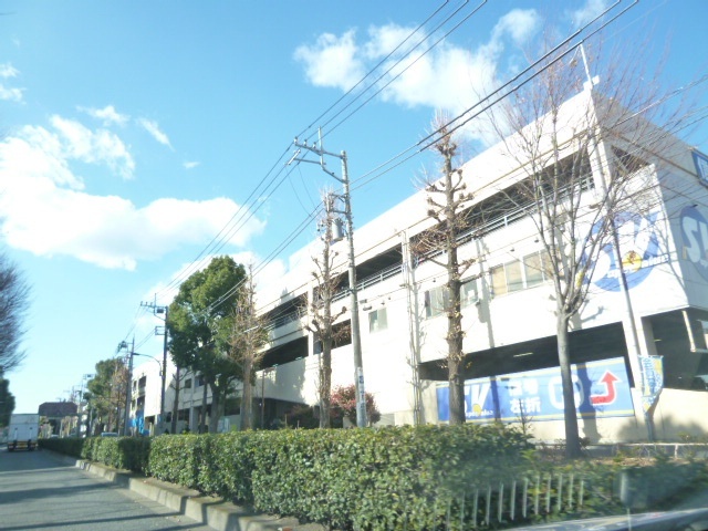 スーパー　スーパーバリュー練馬大泉店（スーパー）まで592m